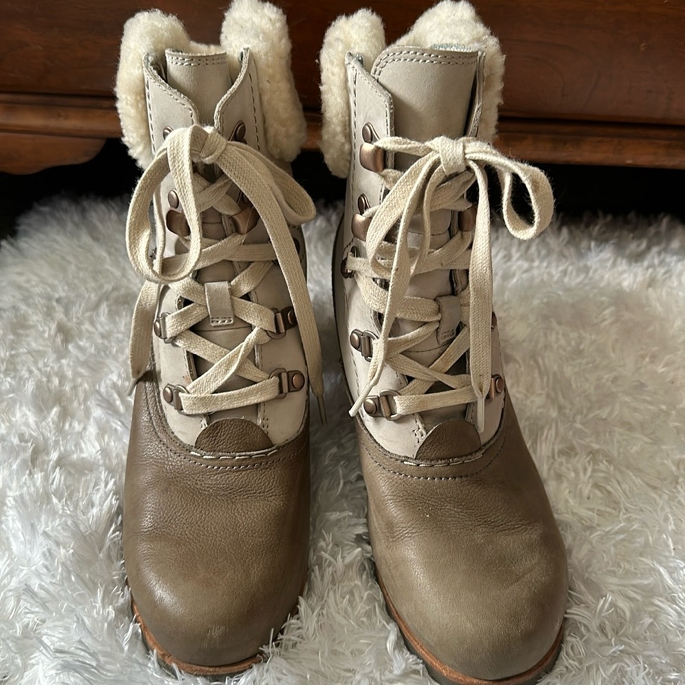 Sorel Women's Ankle Boots - Brown and Cream